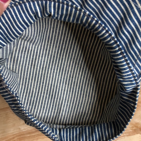 Vintage PENN CENTRAL Railroad conductor hat blue and white stripes - Picture 5 of 8